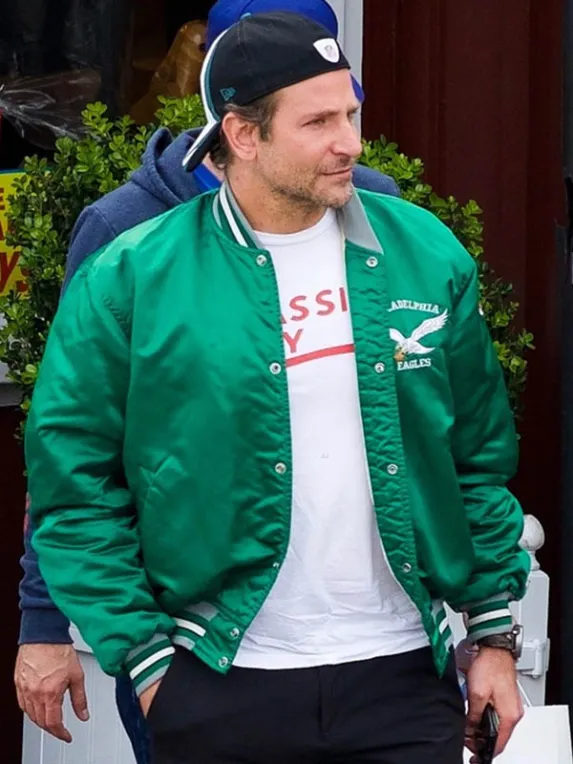 Philadelphia Eagles super fan Bradley Cooper is living his best