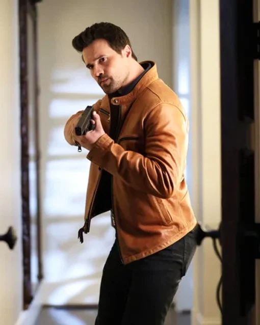 Found S02 Mark Brett Dalton Brown Leather Jacket For Sale