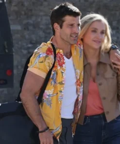 Going Dutch S01 Parker Young Hawaiian Yellow Shirt